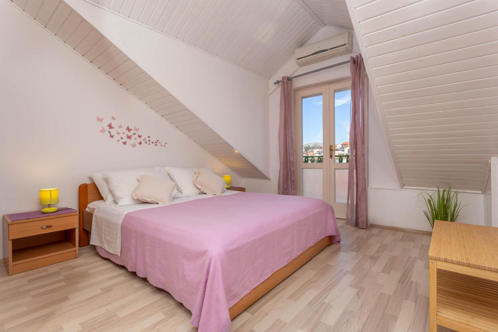 Apartments Marija Bibic Hvar Town Esterno foto